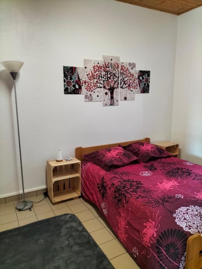 Studio Confortable Proche Des Sites Touristiques Issendolus エクステリア 写真